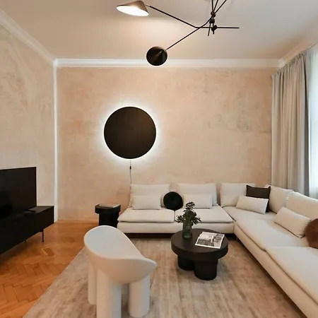 Apartmán Ocarljivo Mirno Stanovanje V Ljubljani Lublaň