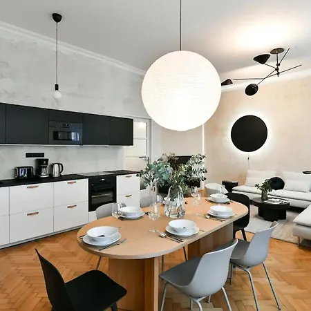 Apartment Ocarljivo Mirno Stanovanje V Ljubljani Laibach